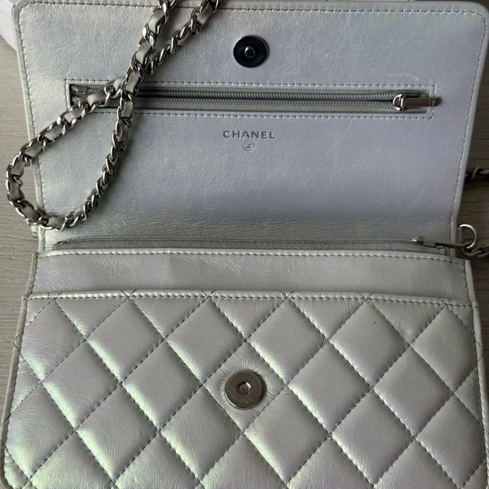 Chanel Metalic Silver Calfskin Wallet On Chain - Picture 6 of 10